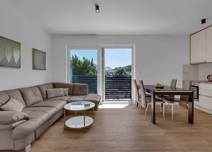 Dei Apartment
