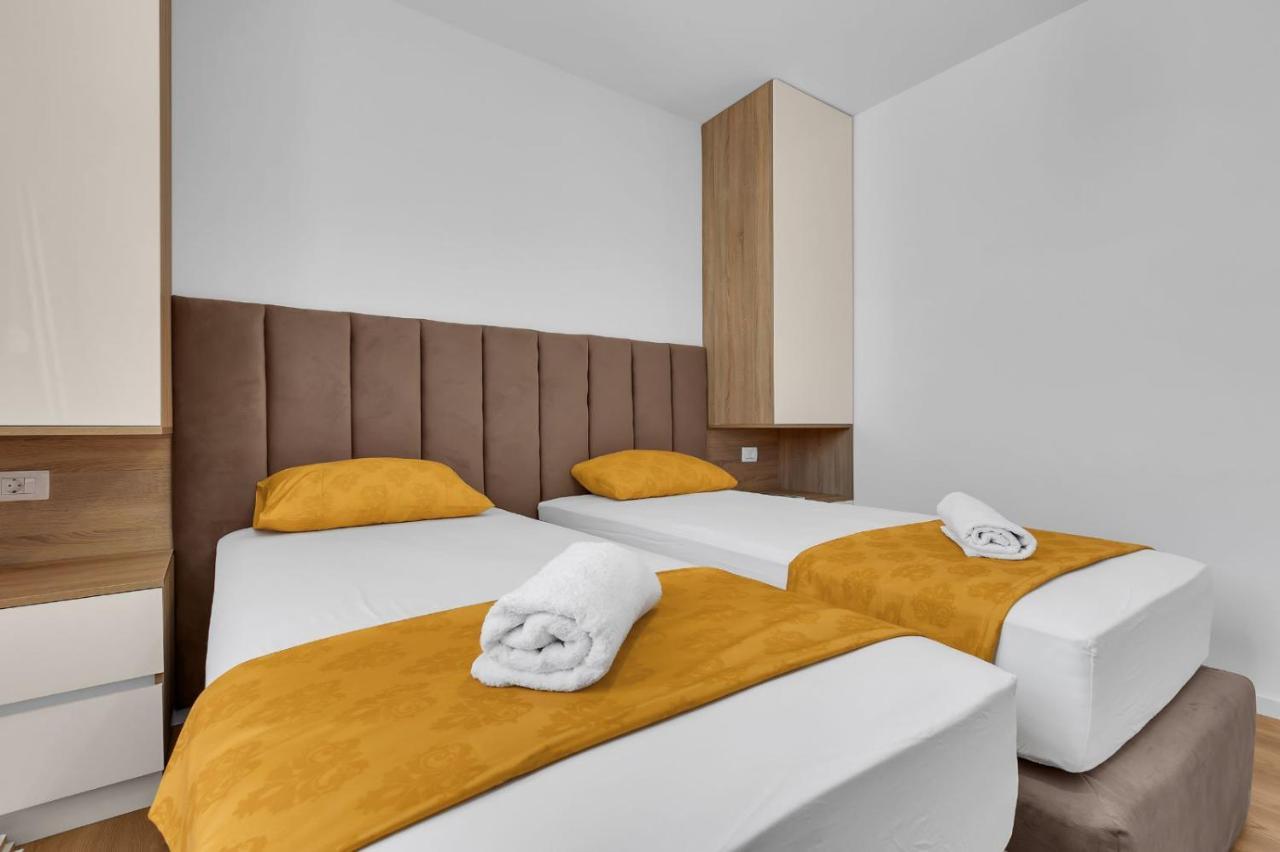 Apartment Dei *